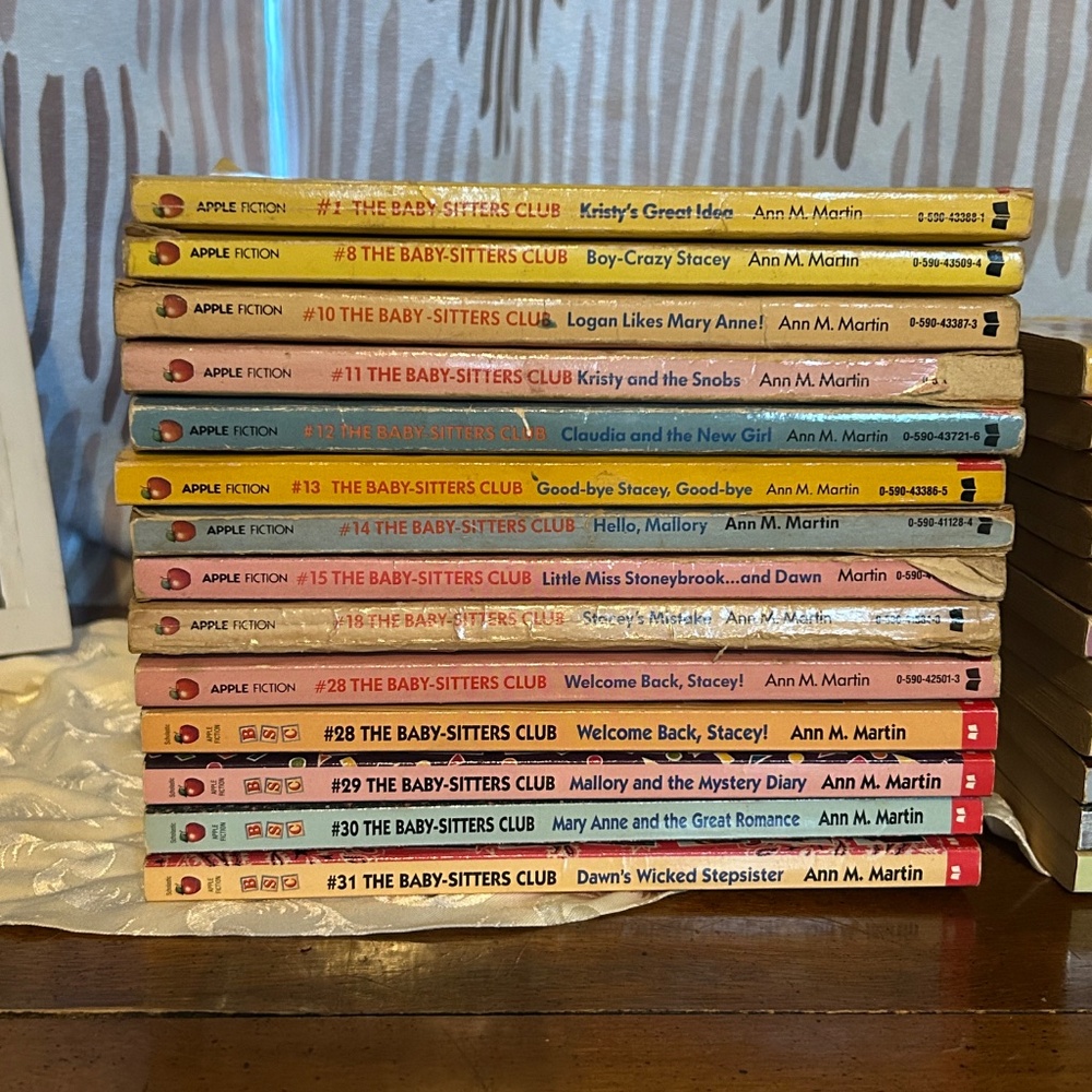 😉Bundle Days😉Pick Your Number/Title- 1 Vintage 1980-90s The Babysitter Club Book - Picture 5 of 6